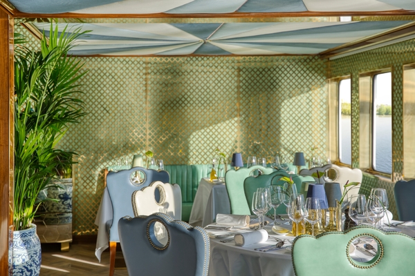 Uniworld Bon Voyage - Le Grande Fromage 2.jpg